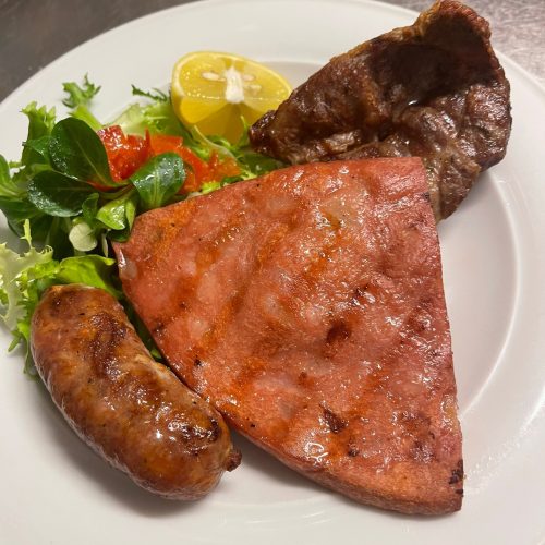“La porcata”(salsiccia,mortadella di Norcia e capocollo ai ferri)